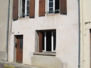 Casa di villaggio / città Lavit